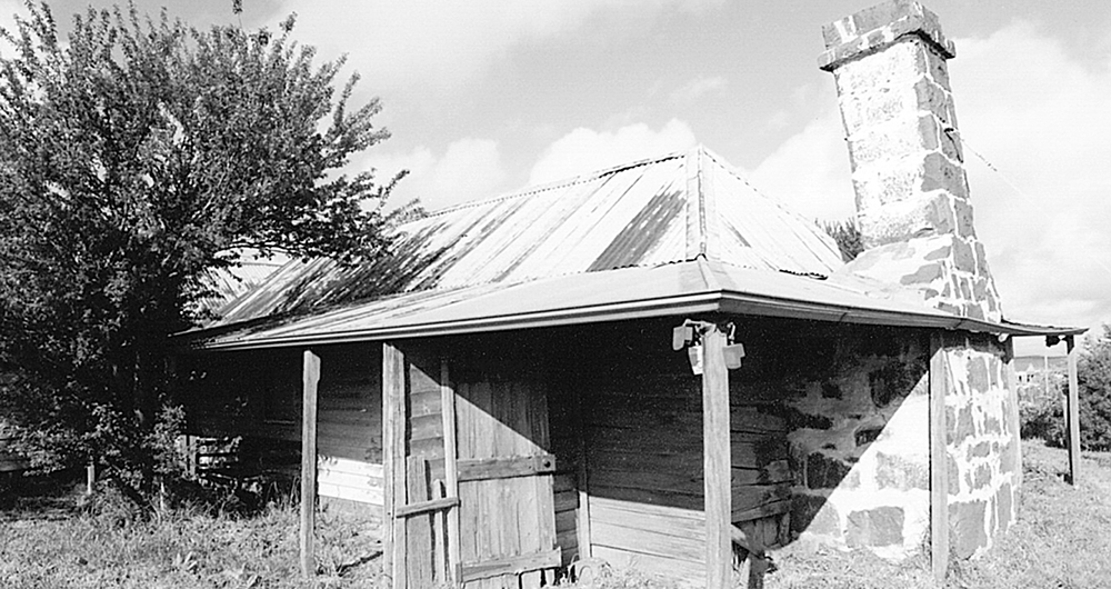 The Kelly cottage at Beveridge was constructed by Ned’s father ‘Red’ in 1859. The house has since under gone additional work including a corrugated iron roof. Today it’s state is close to condemnable.